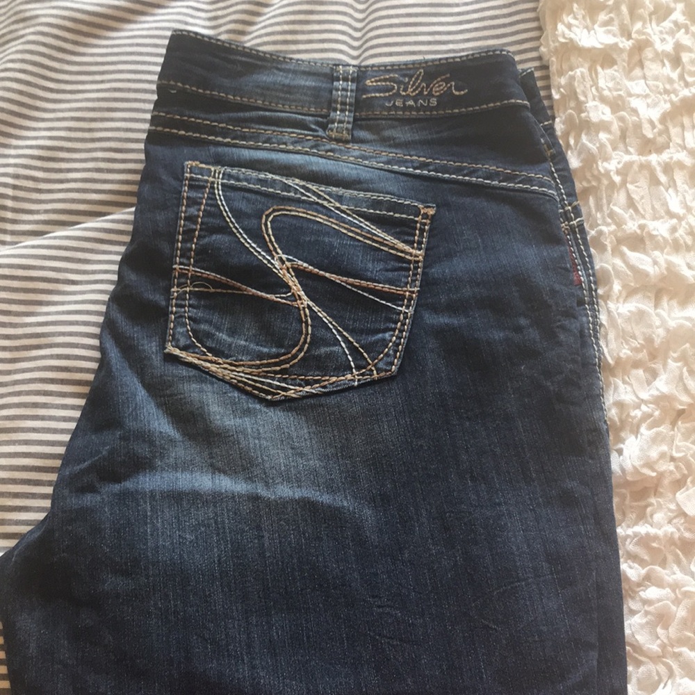 Silver jeans- Tuesday slim bootcut